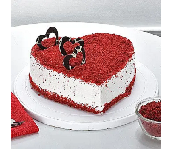 red-velvet-heart-cake-in-sahranpur.png